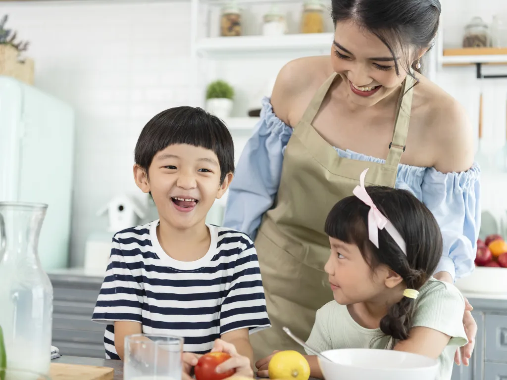 Keeping Your Child Healthy & Active During School Breaks - Healthy Diet